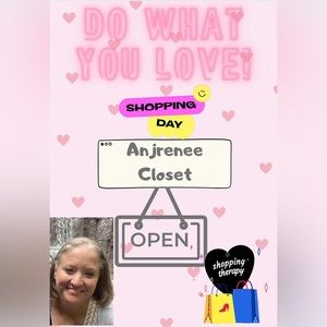 LIVE LISTING 🛍️❤️